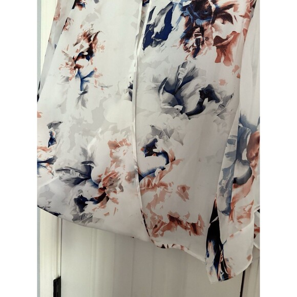 Vince Camuto Blouse White Floral Large Cross Over Front Long Sleeve Romantic - Picture 3 of 6